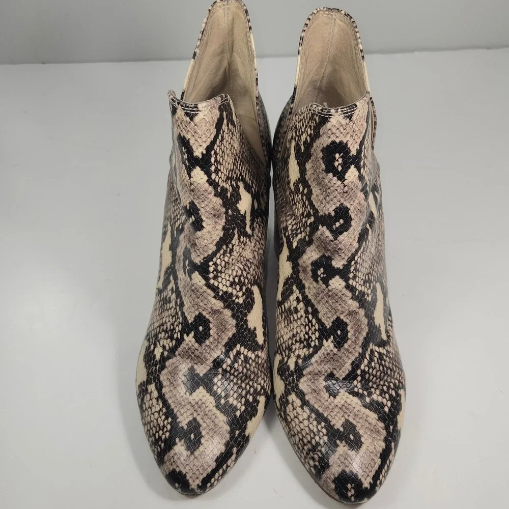 Steve Madden steve madden